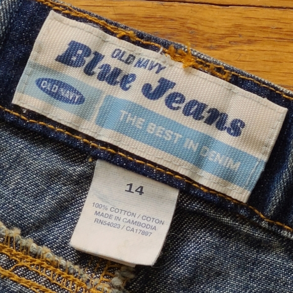 Denim Skirt Retro Style Old Navy Sz 14 100%Cotton..patch pockets & front slit - Picture 14 of 14